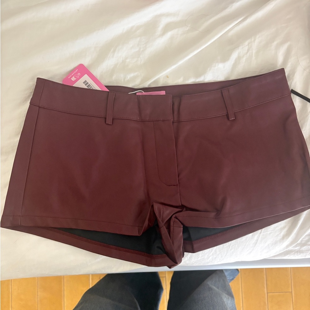 EDIKTED MELANEY FAUX LEATHER MICRO SHORTS